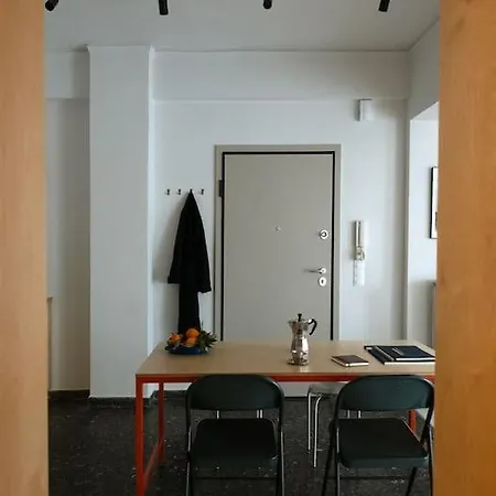 Urban Loft In Athina Atenas